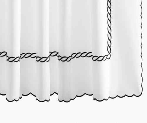 Matouk Classic Chain Scallop Shower Curtain  Home & Garden > Bathroom Accessories > Shower Curtains