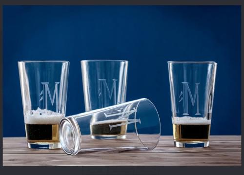  Personalized PUB Glasses, Set of 4  Home & Garden > Kitchen & Dining > Tableware > Drinkware > Pint Glasses